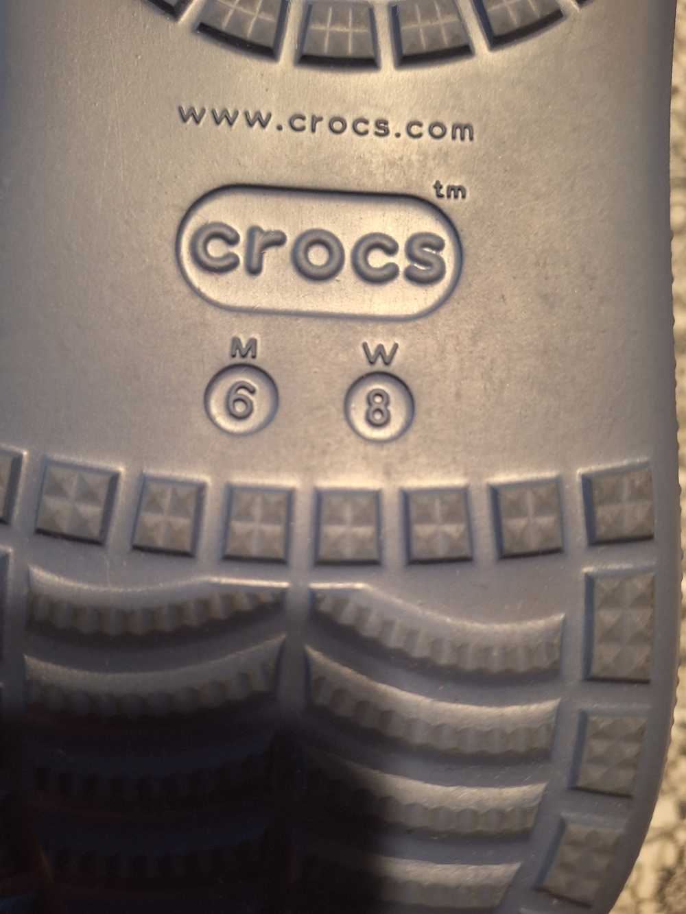 CROCS Classic Crush Clog. Like New Condition. Womens Sz 8. Mens Sz 6 - Picture 7 of 7